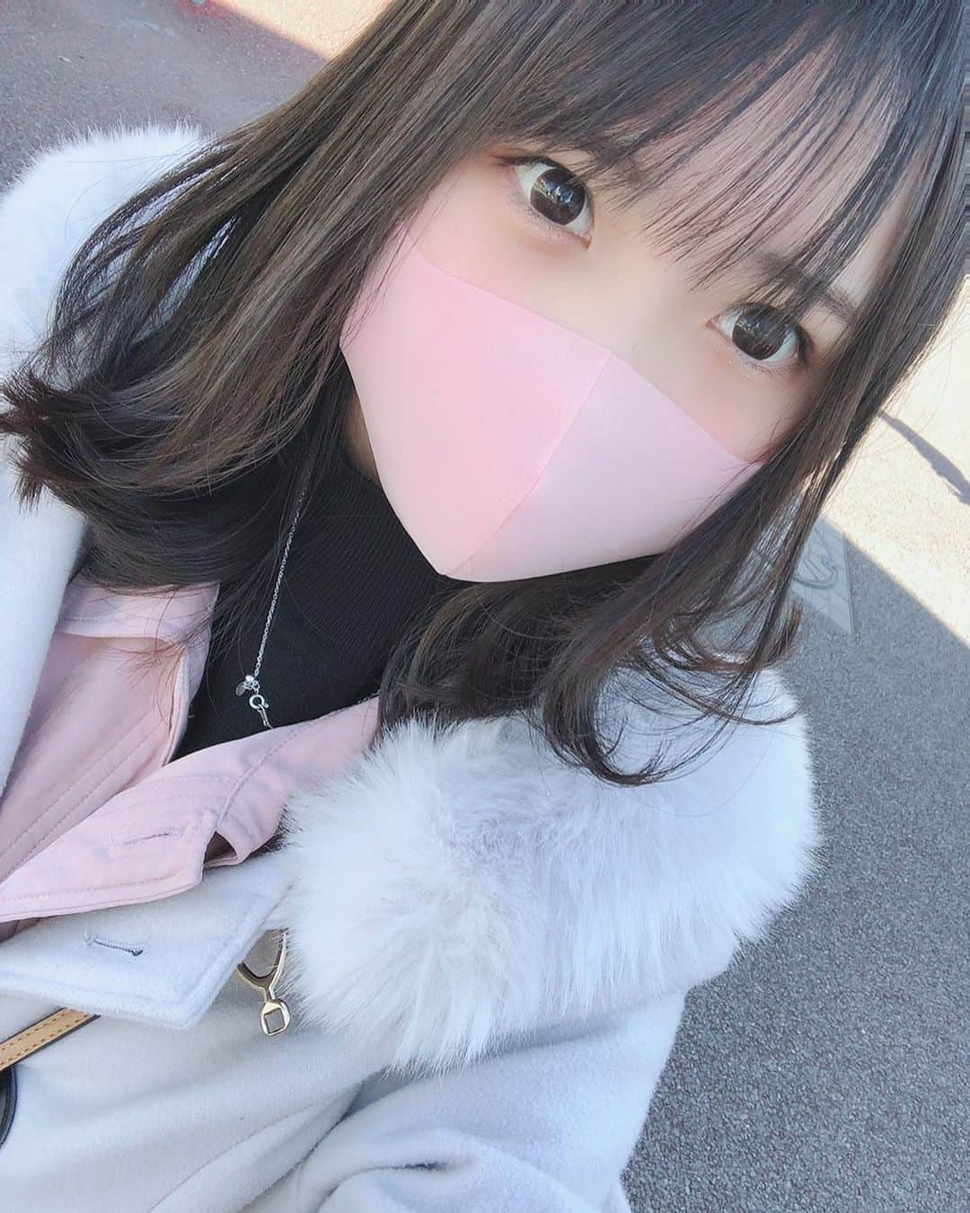 尾上美月のインスタグラム：「ばっさり髪切りました✂️😊」