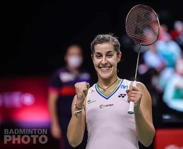 キャロリーナ・マリンのインスタグラム：「Just one more step! Let's go! 💪🔥 Sólo un paso más! Vamos! 🏸🐺  #PuedoPorquePiensoQuePuedo #ToyotaThailandOpen #CourtsAreCalling」