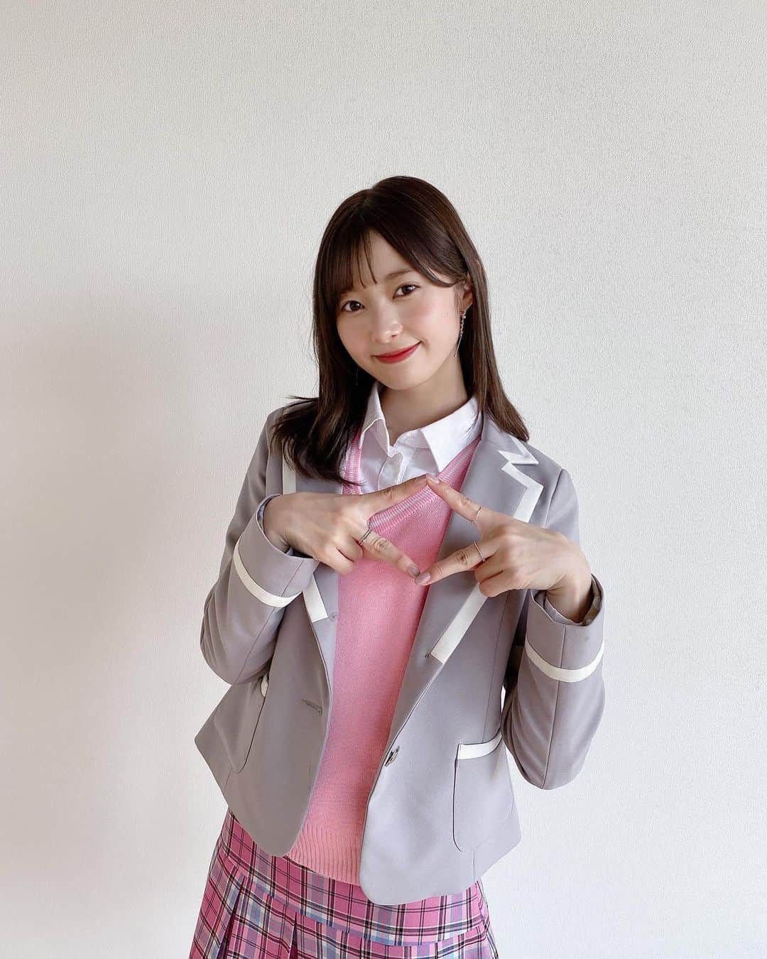 のインスタグラム：「💗🌙💭 PICK ME 👼🏻 @choa_japan さんに制服貸していただきました ♡」