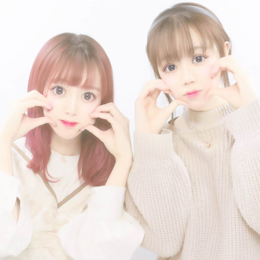 sakuraadidasのインスタグラム：「は〜とに入っちゃったて流行りのポ〜ズ🥺💖」