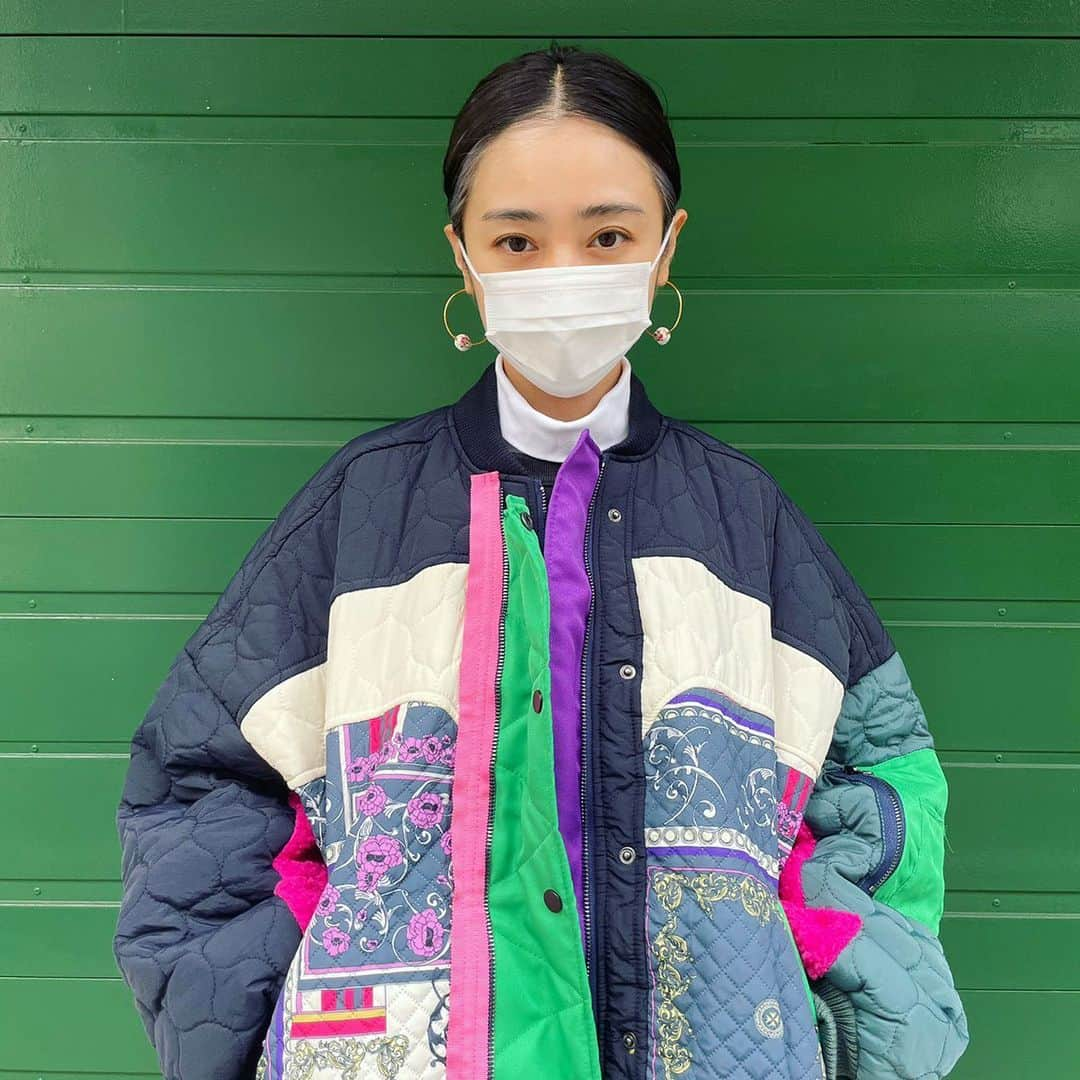 安達祐実さんのインスタグラム写真 - (安達祐実Instagram)「💚💖🤍 派手。」1月23日 20時34分 - _yumi_adachi