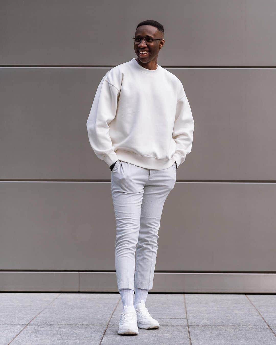 のインスタグラム：「Smile, it’s Saturday and we’re looking fresh🤩🤍@yeleking #TopmanStyle Tap to shop or shop via 🔗 in bio.」