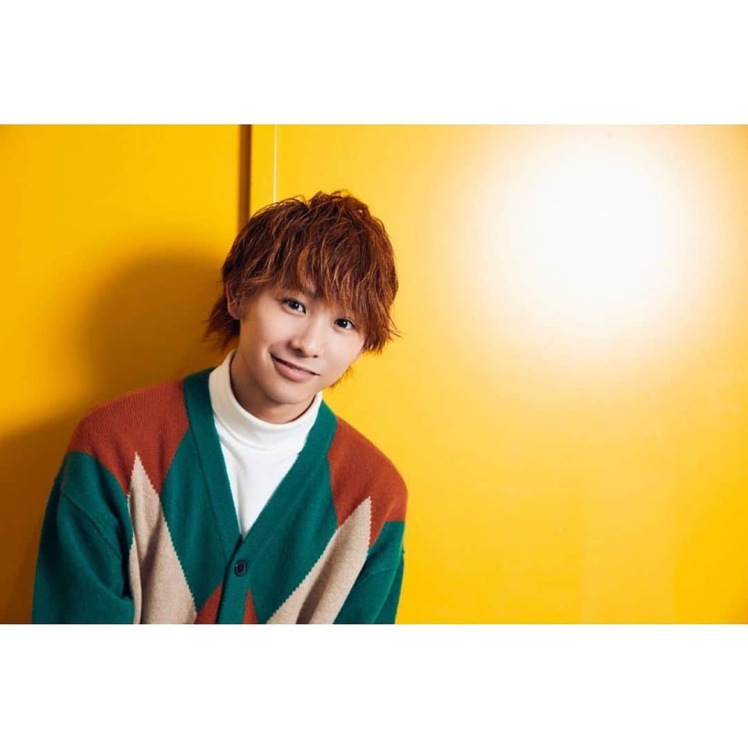 須賀健太のインスタグラム：「おはようございま…？🌞  ちょっと二度寝してくるわ！」