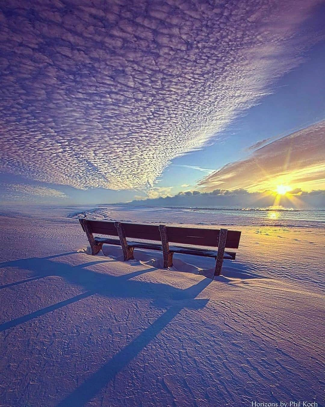 Canon Photographyさんのインスタグラム写真 - (Canon PhotographyInstagram)「Stunning winter scenes ❄️ Photography // @kochphil Curated by @steffeneisenacher  #winter #wisconsin #wisconsinlife #winterwonderland #sunrisephotography」1月24日 7時50分 - cpcollectives