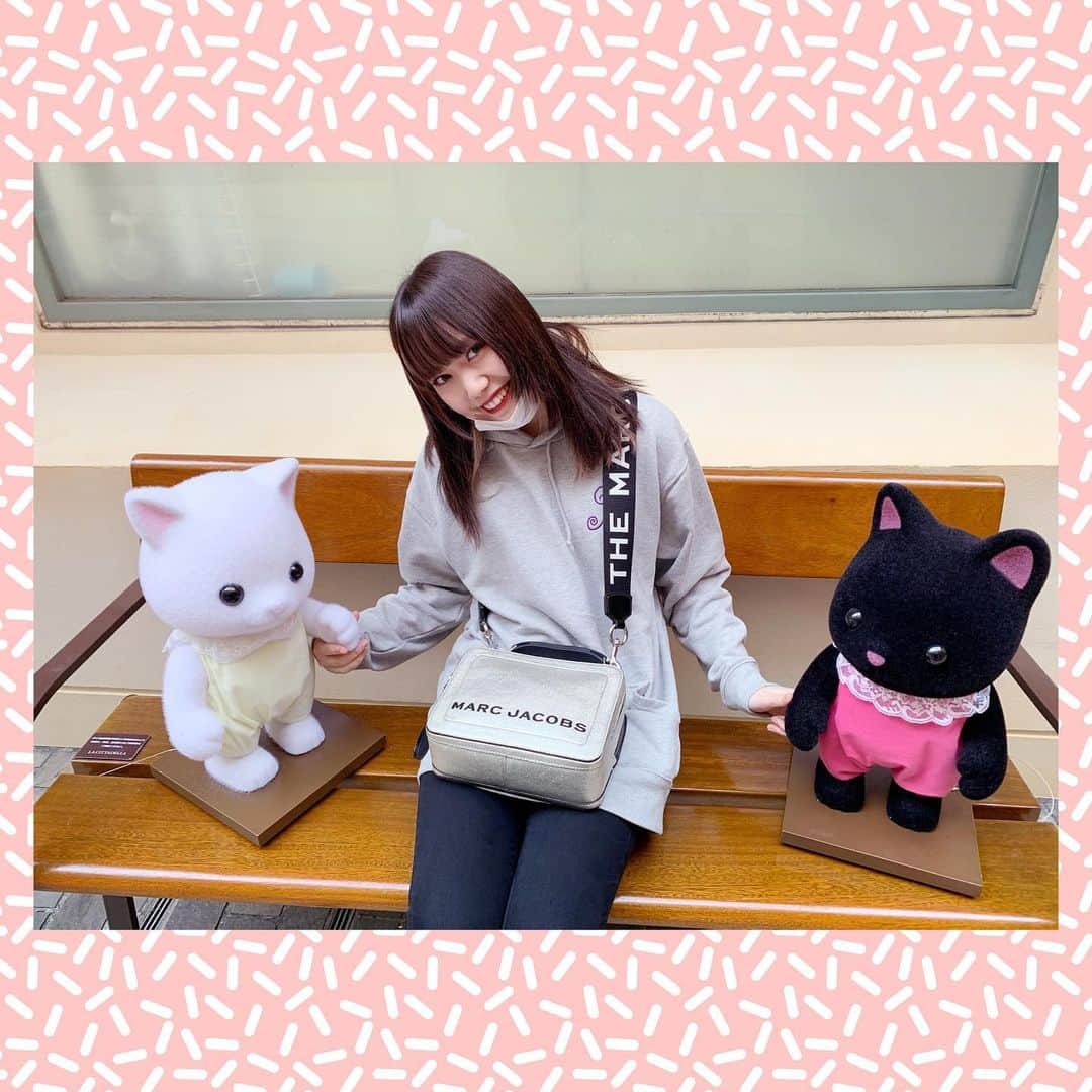 長久玲奈のインスタグラム：「インストアライブの時に撮った写真📸  可愛いかったから手繋いできた」