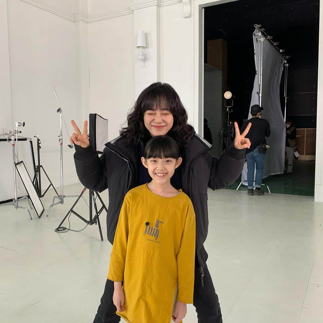 キム・セジョン（Gugudan SeMiNa）さんのインスタグラム写真 - (キム・セジョン（Gugudan SeMiNa）Instagram)「#경이로운소문  하영이와 재회」1月23日 23時41分 - clean_0828