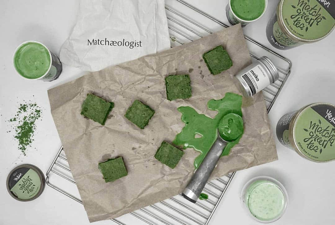 Matchæologist®さんのインスタグラム写真 - (Matchæologist®Instagram)「Is there such thing as too much #Matcha!? 🤔 Tag a #Matchaholic friend with whom you’d like to share this mouth-watering #Matcha feast featuring our Meiko™ Ceremonial Matcha and @yeekwanicecream Matcha Green Tea Ice-Cream. 😍 . 🙏 Special thanks to our dear friends at @yeekwanicecream  @theinsatiablefoodie for this wonderful capture of our Meiko™ Ceremonial Matcha and Cloud Glass Chawan with their all-time favourite Matcha Green Tea Ice Cream.  . Explore our range of artisanal matcha and treat your taste buds to the most delectable-tasting matcha green tea 🍃, because YOU deserve only the best! . Visit our website 👉 bio link @Matchaeologist . Matchæologist® #Matchaeologist Matchaeologist.com」1月24日 0時07分 - matchaeologist