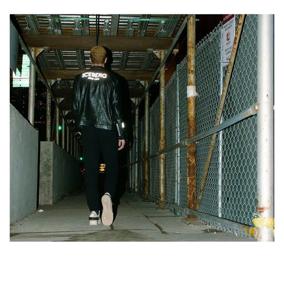 アイスバーグのインスタグラム：「Young and free spirited American model @kahlilbeth by @zach.drescher #Iceberg1974 #sportswear」