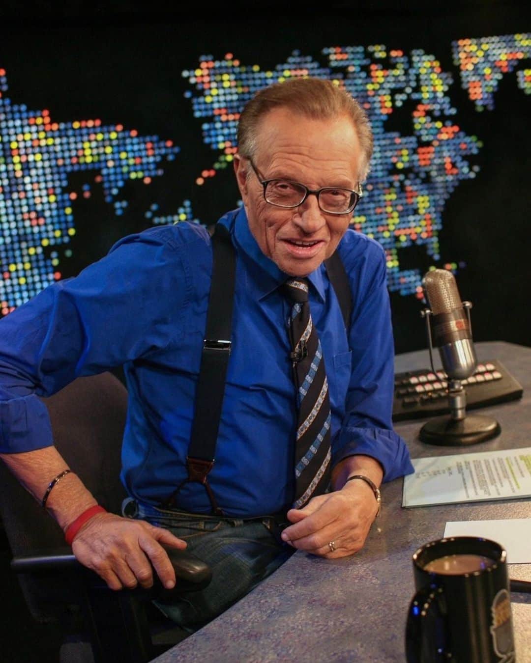 ライアン・シークレストのインスタグラム：「I lost a dear friend and mentor. Truly an American treasure. Rest in peace, Larry King.」