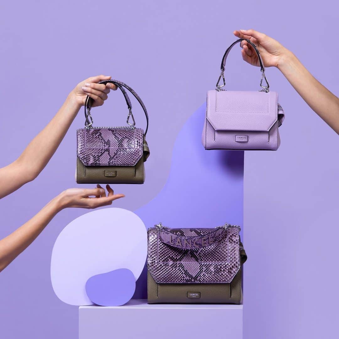 ランセルのインスタグラム：「Jamais deux sans trois  Ninon – Cuir grainé et python – Kaki et parme  Three is a magic number Ninon – Grained leather and python – Khaki and mauve #NinonByLancel #SS21 #Lancel」