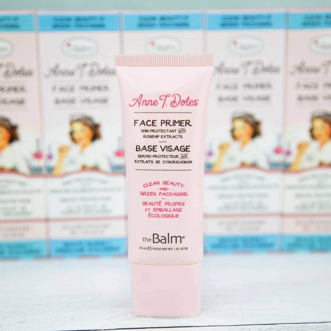the Balmのインスタグラム：「Our first ever CLEAN and GREEN Primer! Use alone or wear underneath your Anne T. Dotes Tinted Moisturizer 👏 She helps keep your skin smoothing while keeping your makeup in place ♻️💕  #primer #thebalm #thebalmcosmetics #complexion #beauty #glam #cleanbeauty #crueltyfreebeauty」