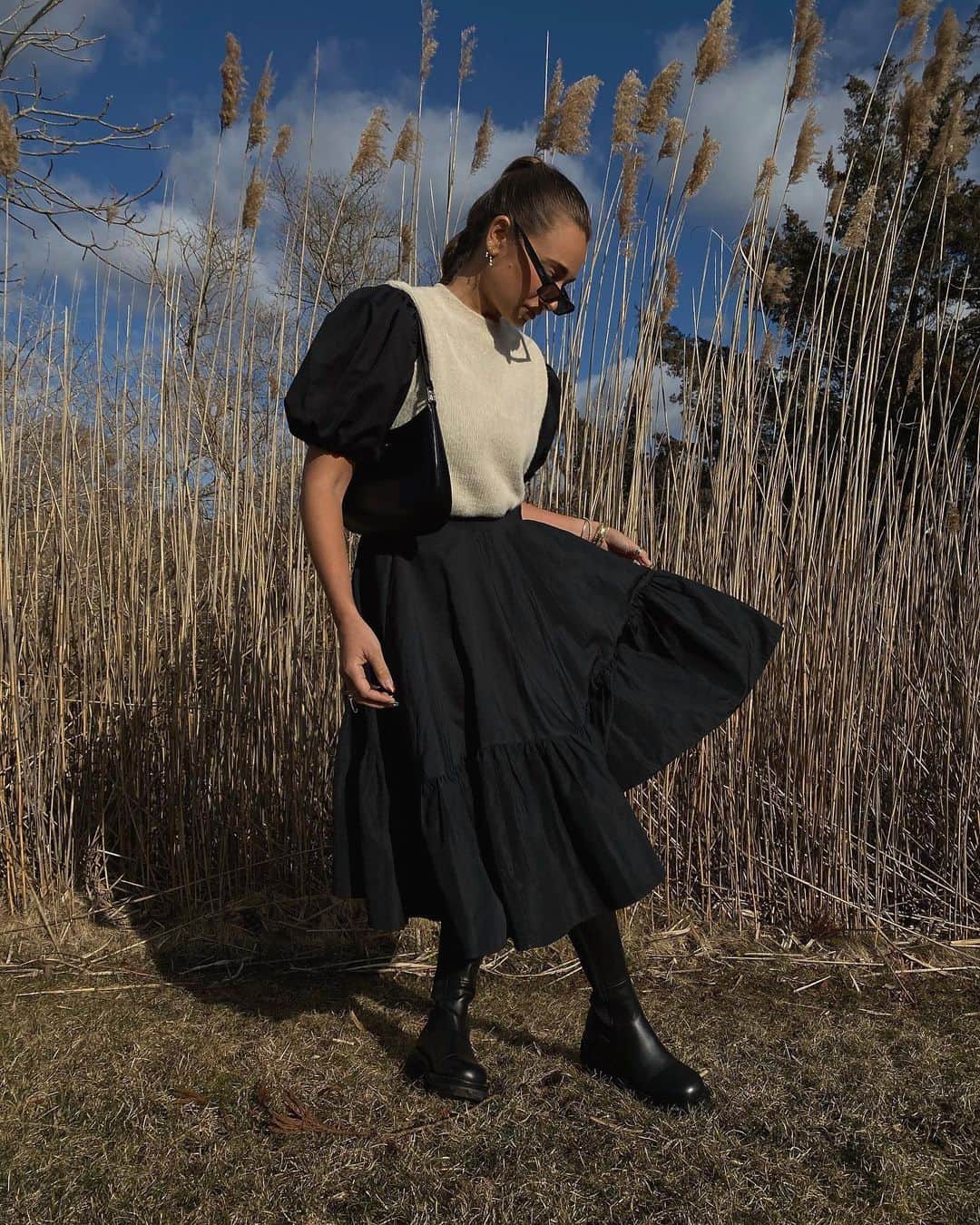 We Wore Whatさんのインスタグラム写真 - (We Wore WhatInstagram)「Note to self: if you want to take an outfit photo when it’s freezing, work out right before. Found this vintage skirt at a little shop in Kingston last weekend, it immediately made me think of @ceciliebahnsen one if my favorite designers, and was totally inspired by her when styling this too. Wearing an old @georgiaaliceofficial puffy sleeve top with a Zara sweater vest layered! Chunky boots and that’s my ramble for the day 👍🏻」1月24日 2時30分 - weworewhat