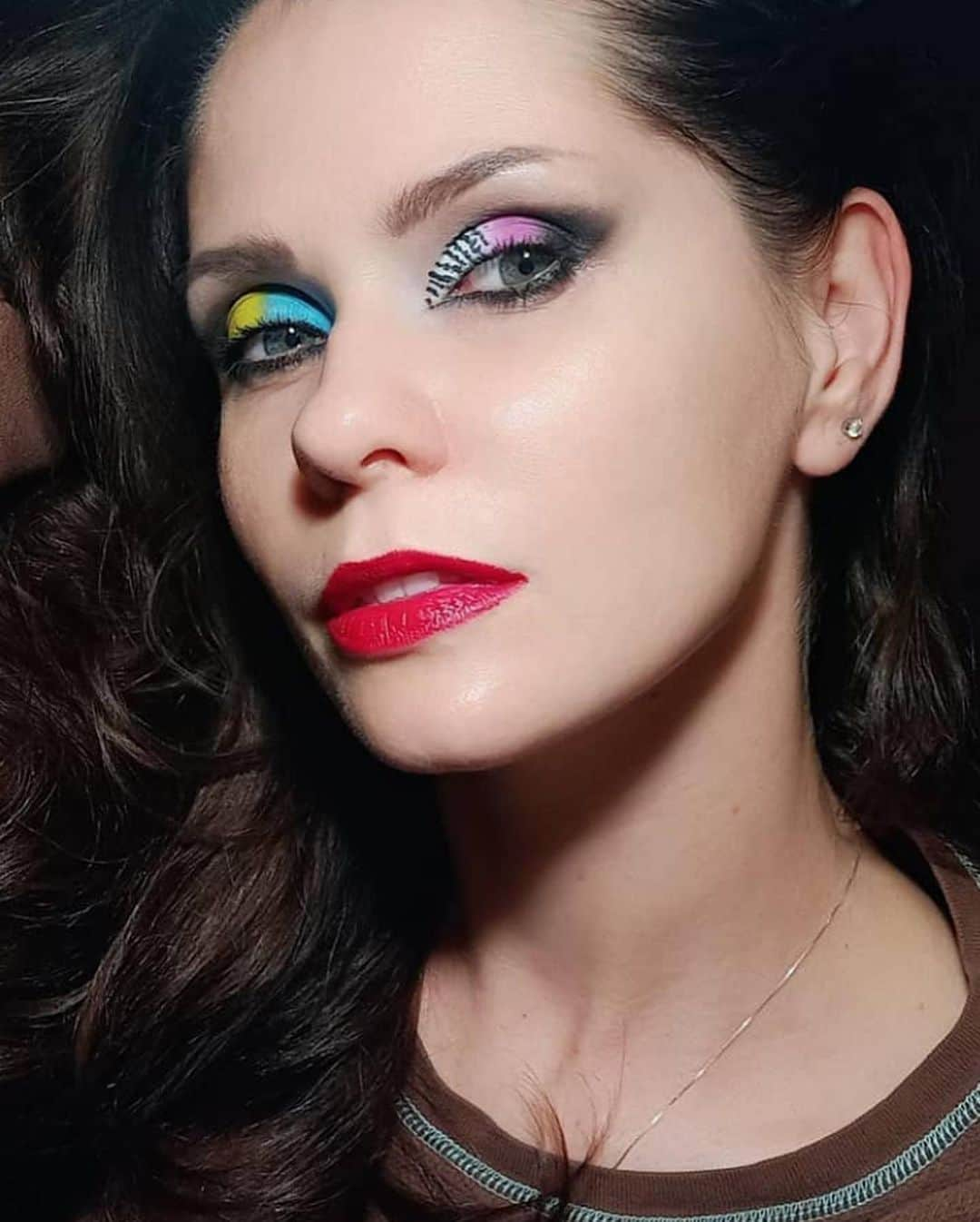 Linda Hallbergさんのインスタグラム写真 - (Linda HallbergInstagram)「Final day: Liquorice allsorts #candypackagingmakeup  This challenge has been a blast and I want to thank @salut.suzanne once again for coming up with th candy idea! I feel super inspired by all the amazing looks you have created! swipe to see some of todays looks:  Product list for my look  Base @danessa_myricks vision cream cover n03 @lhcosmetics infinity filter light @lhcosmetics Infinity Palette – Cigar, Maffei, Andromeda, Milky Way  Eyes @lhcosmetics white core crayon as a base @nyxcosmeticsnordics epic wear waterproof eyeliner white @nablacosmetics serial liner @lhcosmetics spectral palette – unknown @hudabeauty pastels mint eyeshadow palette @cosmyfy x @evelina.forsell war paint palette @danessa_myricks waterproof cream palette primary palette @milaninordics satin matte lip cream satin @lhcosmetics infinity power lash waterproof mascara  Lips @lhcosmetics Infinity glass」1月24日 2時42分 - lindahallberg