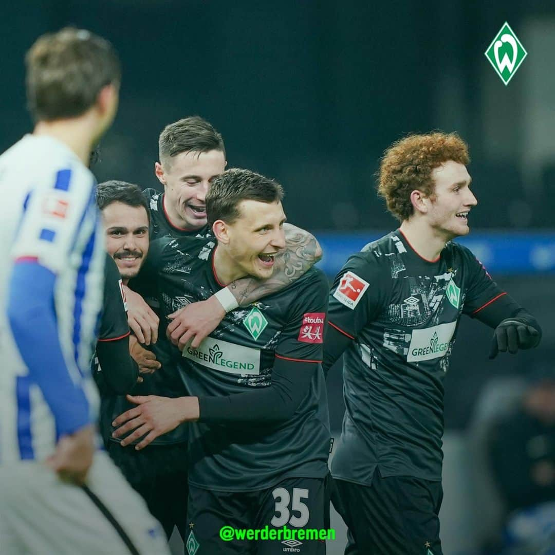 ヴェルダー・ブレーメンさんのインスタグラム写真 - (ヴェルダー・ブレーメンInstagram)「🍰 Sahnestück @leobittencourt32 👌  _______ #werder #bremen #svw #bscsvw #bittencourt #tor #goal #nordphoto」1月24日 3時59分 - werderbremen