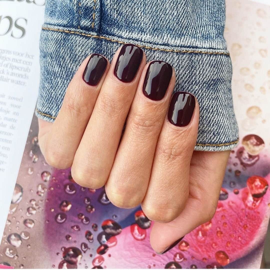 OPIさんのインスタグラム写真 - (OPIInstagram)「Will we ever stop being #OPIObsessed with the intense shine in #GoodGirlsGonePlaid? Probably not ✨ By: @opi_gelcolor_  #ColorIsTheAnswer #NOTD #NailSwag #NailsOfInstagram #NailsOnFleek #NailPolish #Nails #OPI #darknails #shinynails #OPIscotland」1月24日 5時01分 - opi