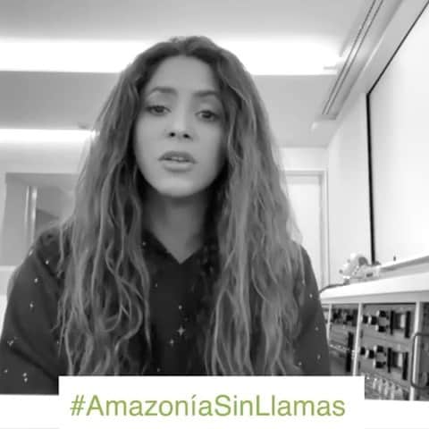 シャキーラのインスタグラム：「#AmazoníaSinLlamas」