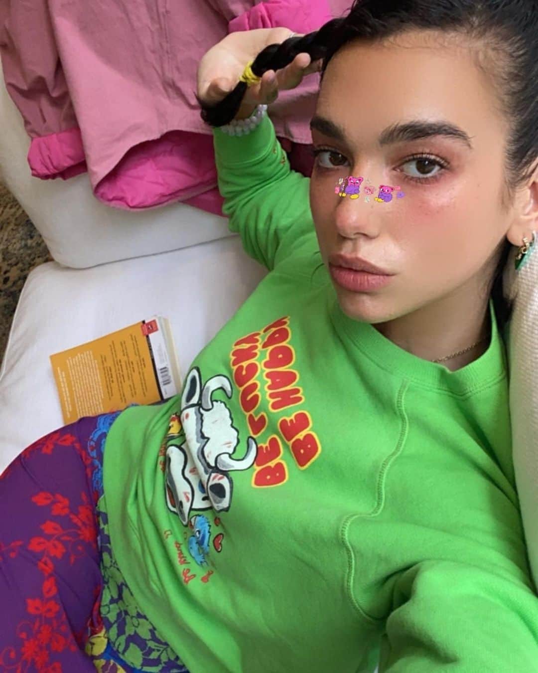 Marc Jacobsのインスタグラム：「Dua wears THE SWEATSHIRT from our Lunar New Year collaboration with artist Magda Archer.」