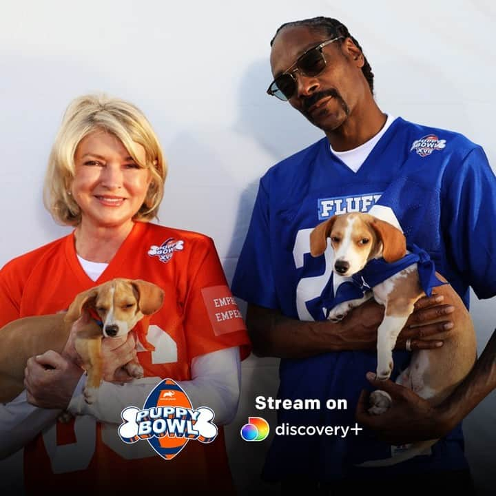 アニマルプラネットさんのインスタグラム写真 - (アニマルプラネットInstagram)「Everything’s better with puppies! 🐶 Join @marthastewart48 and @snoopdogg for a paw-some #PuppyBowl party, today at 2pm ET on #discoveryplus」2月8日 2時00分 - animalplanet