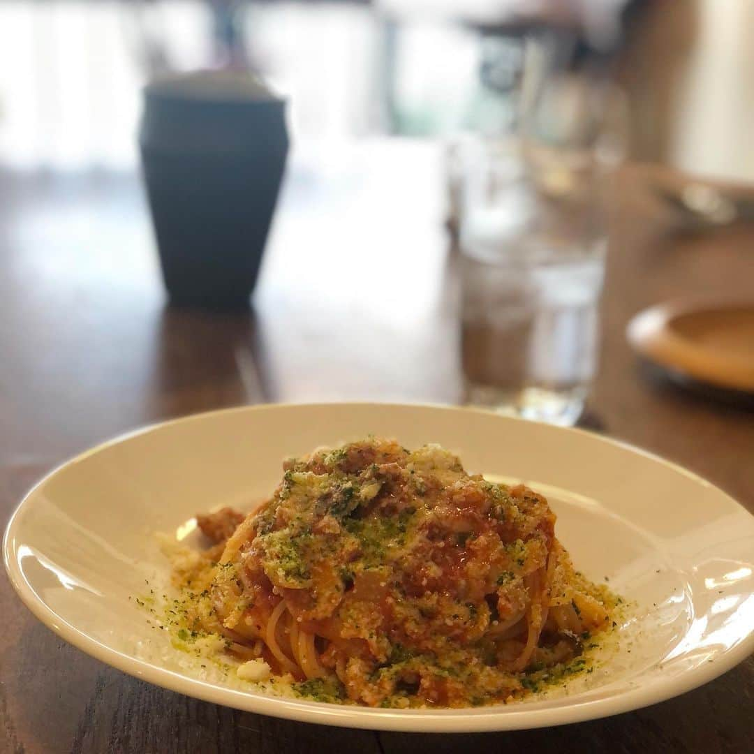 加藤るみさんのインスタグラム写真 - (加藤るみInstagram)「食堂RUTAさんでランチ☕️ どの料理も丁寧に作られていて美味しい〜。 スイーツのいちごミルクがほっぺた落ちた🍓♡ コスパの良さも魅力的😋 #食堂ruta  #南船場ランチ」2月7日 18時01分 - rumicinema