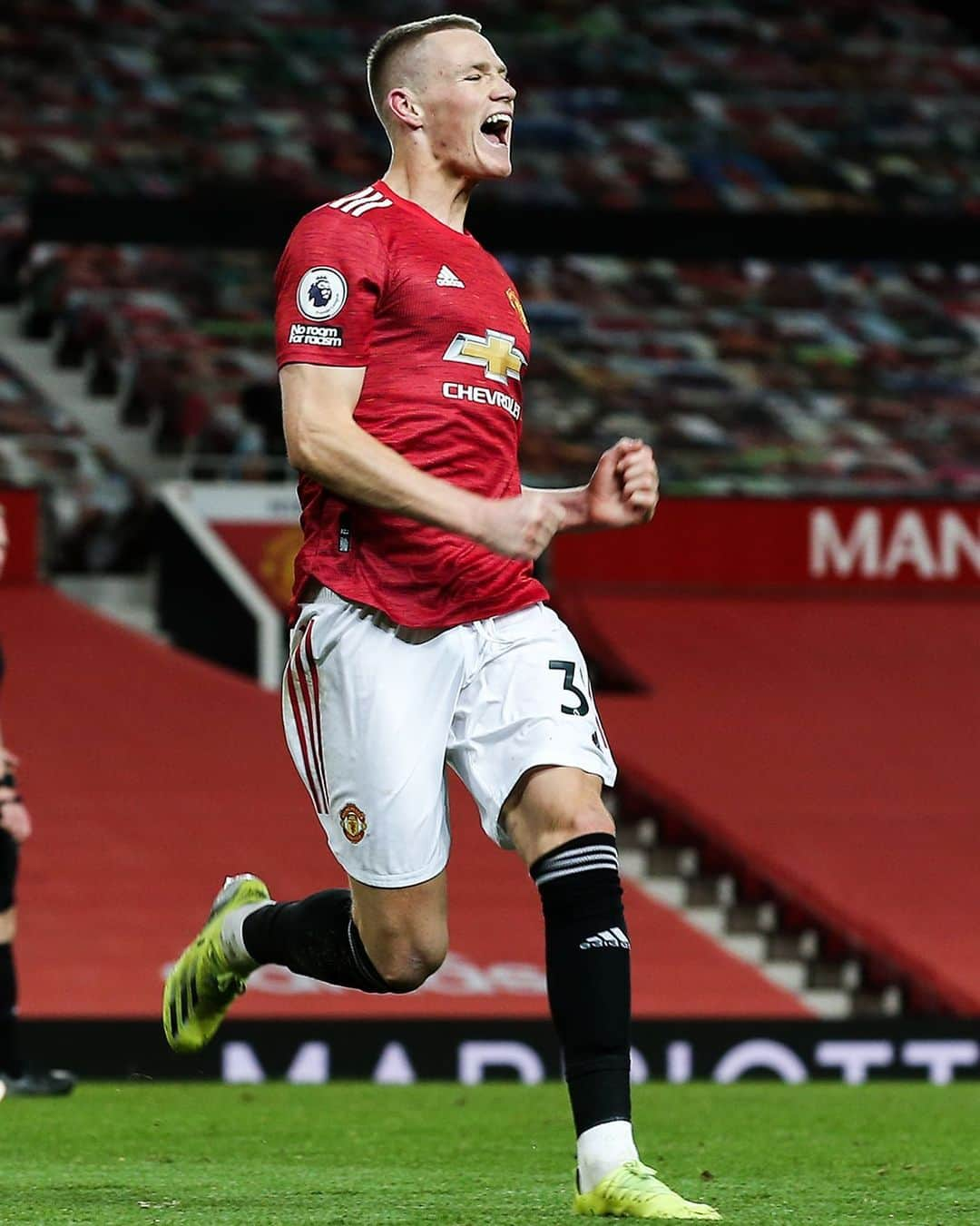 マンチェスター・ユナイテッドさんのインスタグラム写真 - (マンチェスター・ユナイテッドInstagram)「Four goals for Scott #McTominay in his last five #PremierLeague games at #OldTrafford 📍  #MUFC #ManUtd」2月7日 18時12分 - manchesterunited