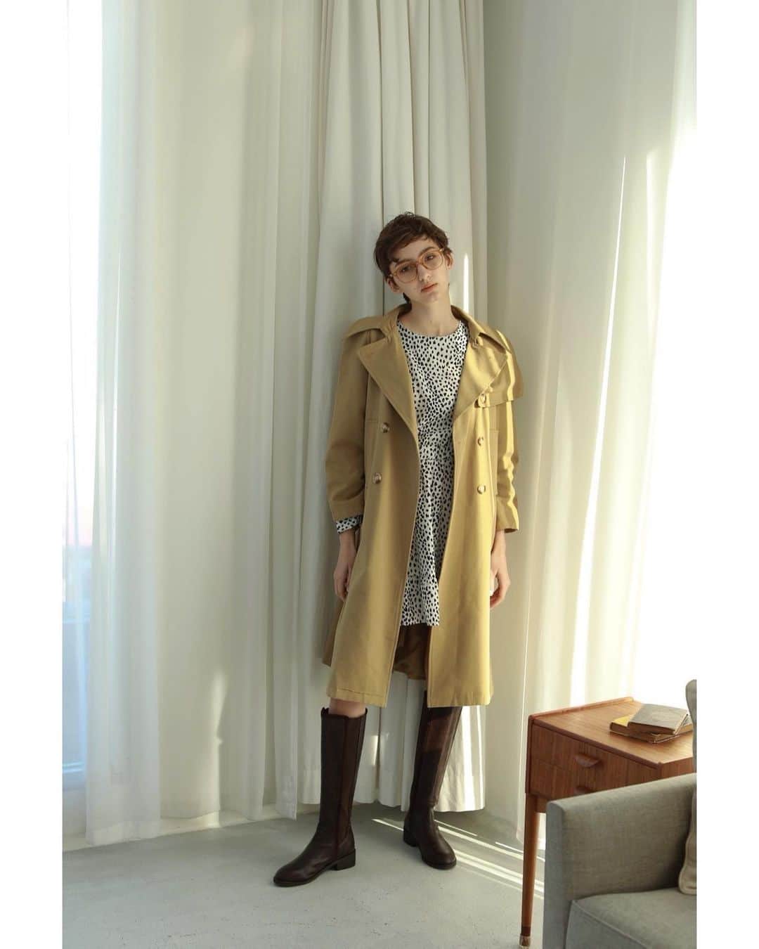 AMAILさんのインスタグラム写真 - (AMAILInstagram)「#AMAIL Cotton bulky trench ¥14,000+tax color:BEG/BLK size:FREE 2月12日(金)12:00〜販売スタート。 モデル身長:173cm」2月7日 18時13分 - amail_official