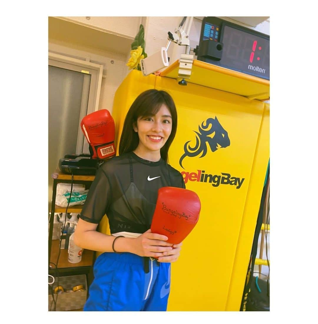 木月あかりのインスタグラム：「ひさしぶりのキックボクシング🥊 リフレッシュしました！  #キックボクシング」