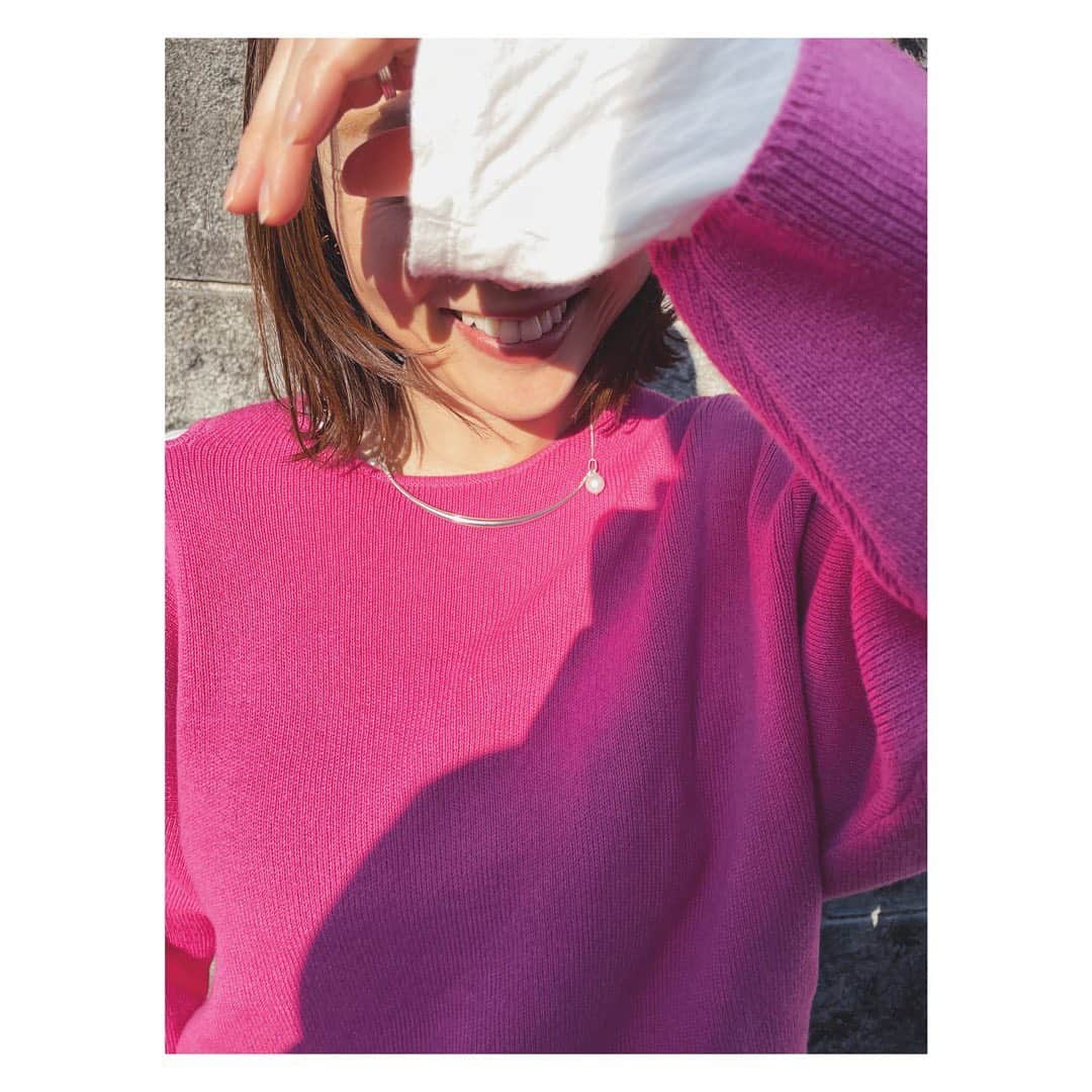 野尻美穂のインスタグラム：「ＰＩＮＫ。 私にしては珍しい色を取り入れてみました。  髪染めたんだけど眩しくて上手く撮れず🙂」