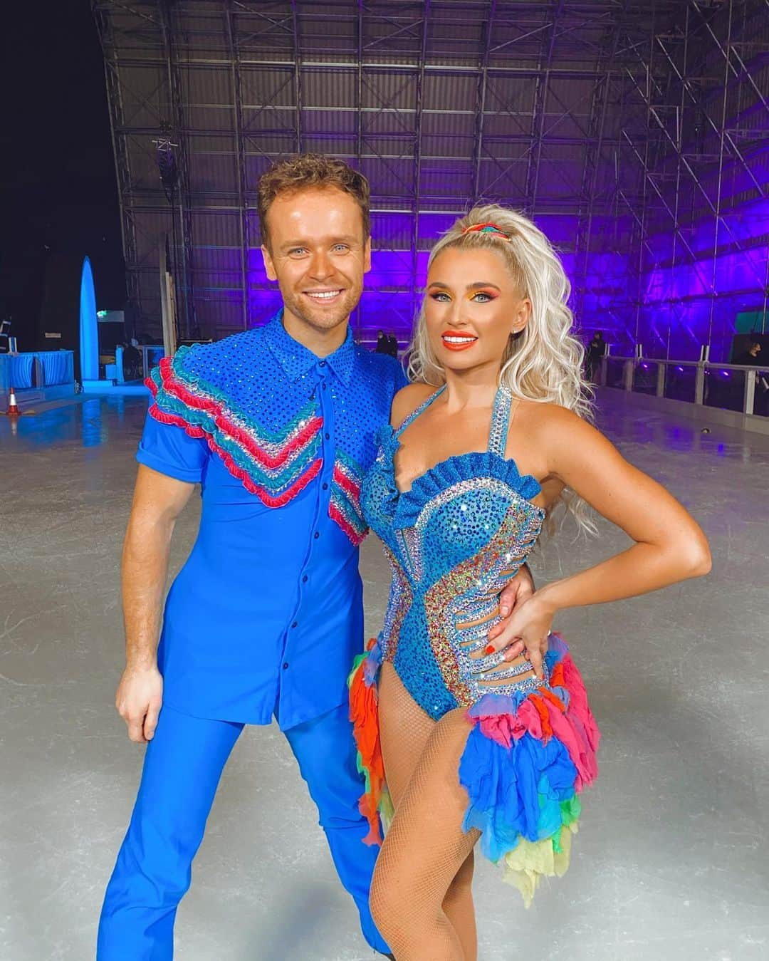 ビリー・フェアーズさんのインスタグラム写真 - (ビリー・フェアーズInstagram)「Our first and last dance 💔⛸   I am so so sad that our @dancingonice journey has come to an end after an accident in rehearsals on Friday causing me a head injury, forcing us out of the competition 😔   @markhanretty A true friend for life, you have been the most incredible partner throughout all of this, I mean you taught me to skate for one 😆  thank you for being so kind, supportive, patient, understanding, and thank you for being such a happy, positive person when I needed it the most 💔 it’s been a tough couple of weeks personally for me and coming back to skating this week has really been a great distraction❤️ I am so so gutted we can’t perform tonight, we worked so so hard on this week’s routine 😔 However, although it has sadly been cut short , being part of @dancingonice has been the best experience, I have met some wonderful people and I actually feel quite proud of myself that I pushed myself so far out of my comfort zone and faced some of my biggest fears 🥰   I’m going to miss being part of this incredible show so much 💔  I wish all of the rest of cast so much luck and I will be cheering you all on every Sunday, you are all amazing !!! 🌟✨ 🙌🏻👏🏼⛸🎉❤️   Thank you to everyone for your kind messages and support throughout all of this ❤️ It means so much to me and I am so grateful ❤️」2月7日 18時25分 - billieshepherdofficial