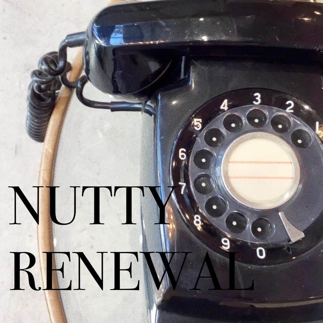 NUTTY Vintage&Collectibleのインスタグラム：「📢INFORMATION📢  〜NUTTYリニューアル工事のお知らせ〜  再来週【2/15(月)~2/18(木)の4日間】 NUTTYリニューアル工事の為、店舗営業をお休みいたします。  ご来店を予定されていたお客様には大変ご迷惑をお掛け致しますが、ご理解の程宜しくお願い申し上げます。   尚、ONLINE STOREは通常通りショッピングをお楽しみいただけます。 現在、送料無料期間中ですので、ご自宅でのショッピングにご利用くださいませ🛒 プロフィールページURLより閲覧いただけます。  🎈🎈🎈🎈🎈🎈🎈🎈🎈🎈  2/19(fri) 〜NUTTY RENEWAL OPEN〜 🎈🎈🎈🎈🎈🎈🎈🎈🎈🎈  パワーアップして戻ってくるNUTTYをどうぞお楽しみに…👠  ＊上記期間中、姉妹店子供服 @nutty_littleroomanddeco は通常通り営業しております＊」