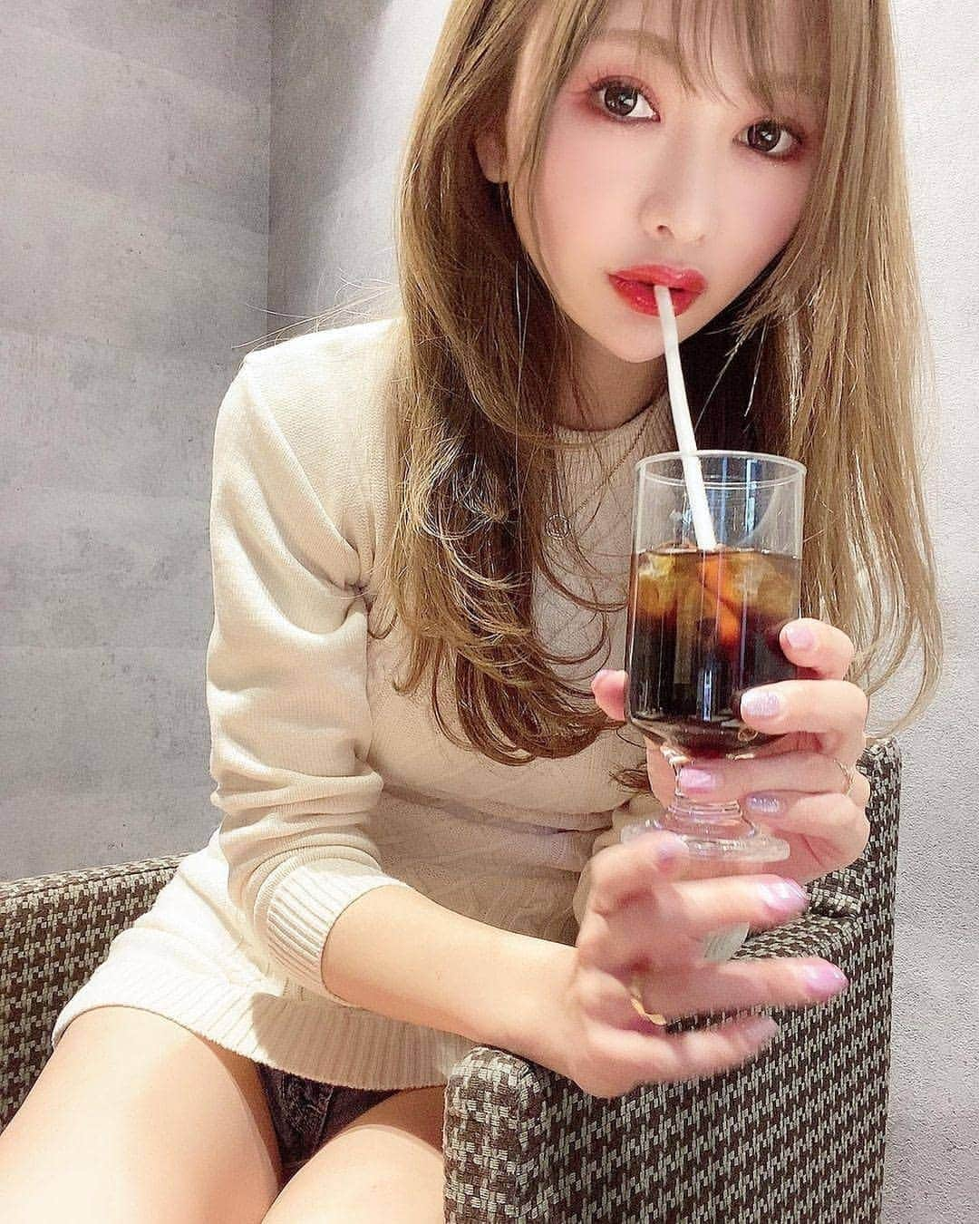 アジアの綺麗なアイドルのインスタグラム：「➱ Follow Me @asiangirls.idol 🥃😋 ➱ Like❤️ leave any comments(ᵔᴥᵔ)  Also my 2nd page @cutegirls.idol   Model @takizawaiorir  All rights belong to their creators No copyright infringement intended Contact me for fixing it」