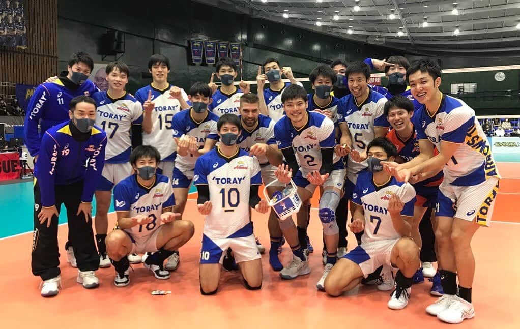 富田将馬のインスタグラム：「10勝目✨ 今週は1勝1敗でした。 応援ありがとうございました！来週以降も応援よろしくお願いします🙌🏻  #東レアローズ」