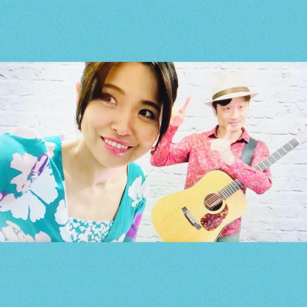 優奈のインスタグラム：「🎸💃🕺🍡  2/6(土)は⭐️🎵🌈ユニット 【ノクスタルジー】 初のプレミア配信ライブを 行わせて頂きました‼️‼️  フリーでは何度かさせて頂きましたが プレミア(有料)配信ライブは ユニットとしては初めてでした‼️  💫プレミア配信ならではの時間💫 今回ご購入、ご視聴くださいました 皆様、本当に有難うございました❣️  皆様からのコメント とても嬉しかったですし  『楽しかったです』というコメント 何より幸せでした‼️ 有難うございました‼️🥲💫✨!!!  🌈今回の🌈 「ノクスタルジー★初★プレミア配信ライブ」  🌟2/6〜2/20まで🌟の期間内 いつでもご購入、ご視聴いただけます😌‼️  よければ どうぞ宜しくお願い致します😌🎵🌈💫💫💫 ⏬ https://twitcasting.tv/c:knockstalgie/shopcart/51752 ⚠️プロフィールにURL貼ってあります🙏😌✨  ✨✨💡✴︎✴︎✴︎そして✴︎✴︎✴︎💡✨✨  次回の ⭐️プレミア配信ライブ⭐️の日程が  【3/14】に決定いたしました❣️❣️❣️  🌈2021年3月14日(日)🖥19:00〜🌈 「ノクスタルジー★プレミア配信ライブ★Vol.2」 https://twitcasting.tv/c:knockstalgie/shopcart/54256  進化した第２回目の配信ライブも🎸💃🕺🍡🎶 どうぞお楽しみ頂けますように🥰🎵🌈⭐️💫  ✨いつも有難うございます❣️❣️✨  👯‍♂️ユニット Knockstalgie  (ノクスタルジー) https://yuuna-jp.amebaownd.com/pages/4170242/static  #プレミア配信ライブ  #ノクスタルジー　#ユニット #ボーカル　#ギター #シンガーソングライター #一樹 #originalsongs #アーカイブ #singeryuuna」