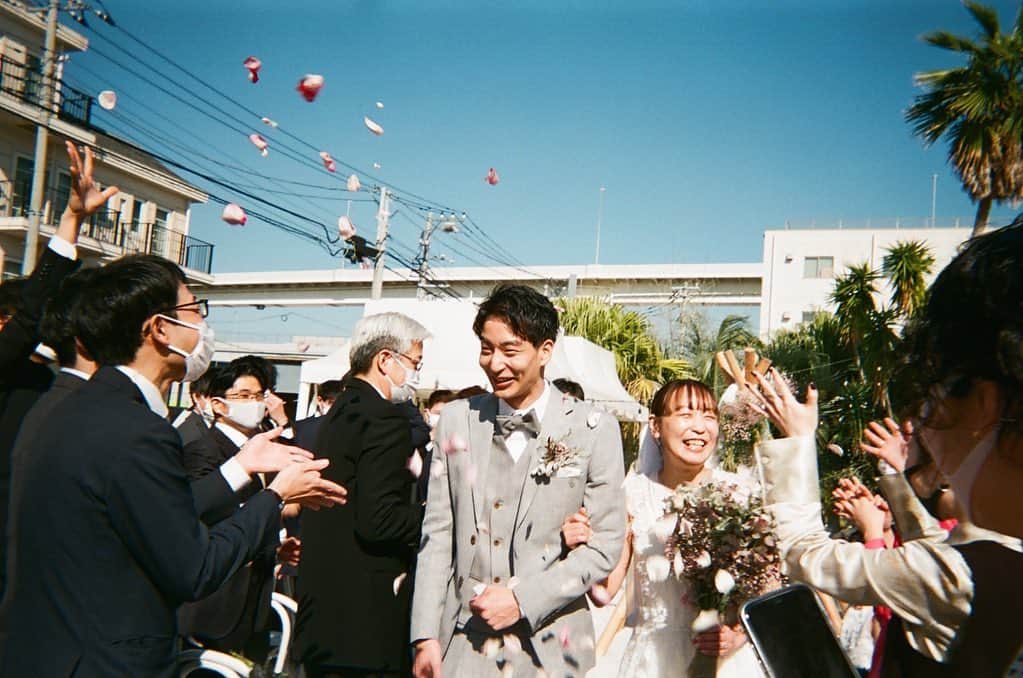 大津彩未のインスタグラム：「🤍@fukudahitomi610 ㅤ  ㅤ #filmphotography #film #wedding」