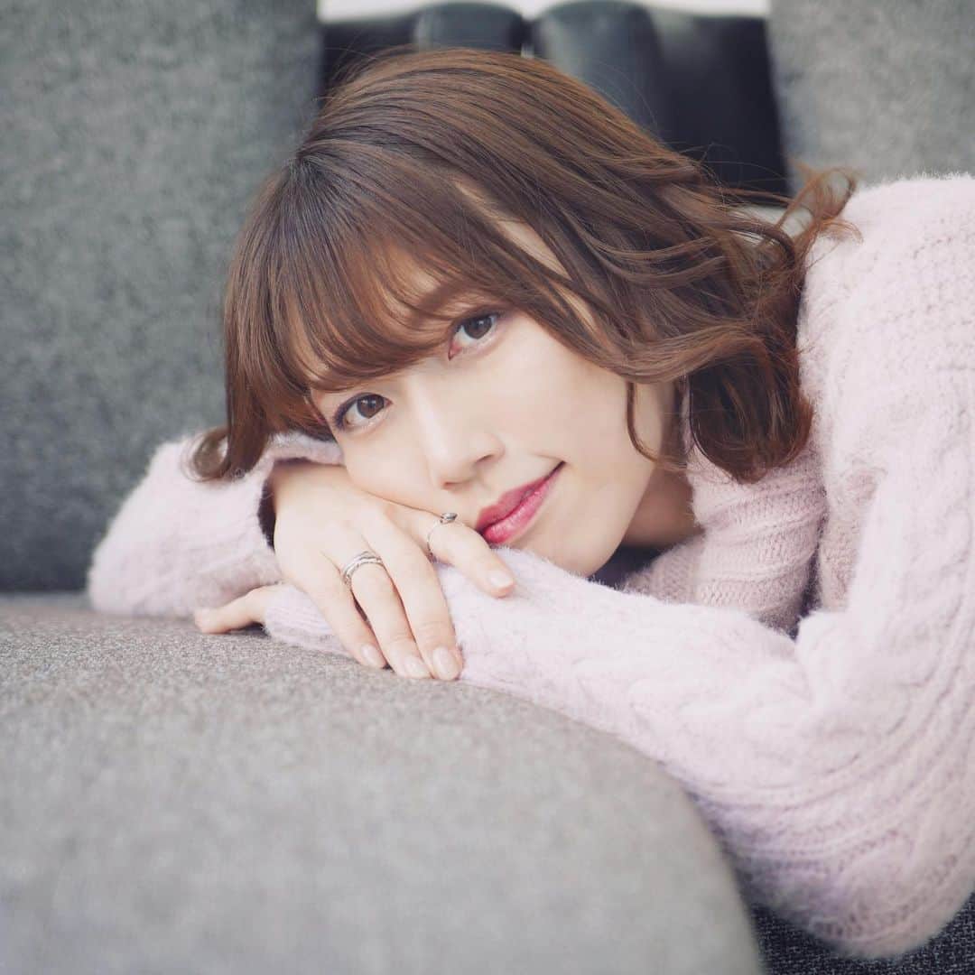板野優花のインスタグラム：「Photo by 奥田さん ・ 連日撮影会でした！ ご参加くださったカメラマンの皆様 本当にありがとうございました☺️💕 ・ そして写真は超お久しぶりの奥田さん🙆‍♀️💓 数年前に出演してた撮影会からお世話になってて 最後はヨドバシカメラの撮影会だったんだけど そこからもずっと覚えててくれて 撮影に来てくださったのー🥺💓 ・ 差し入れもたくさんありがとうございました😭✨ ・ #aoichance撮影会 #シャドウライツ撮影会  #ポートレート #関西モデル #サロンモデル #イベントMC #撮影会モデル #ポトレモデル #カメラマンさんと繋がりたい #美容師さんと繋がりたい #有名になりたい #イベントmc #関西タレント #ポートレート好きな人と繋がりたい #ポートレートしま専科 #スタジオ撮影 #夢を叶える #あざとい #好きな仕事で生きていく #japanesegirl #kawaii」