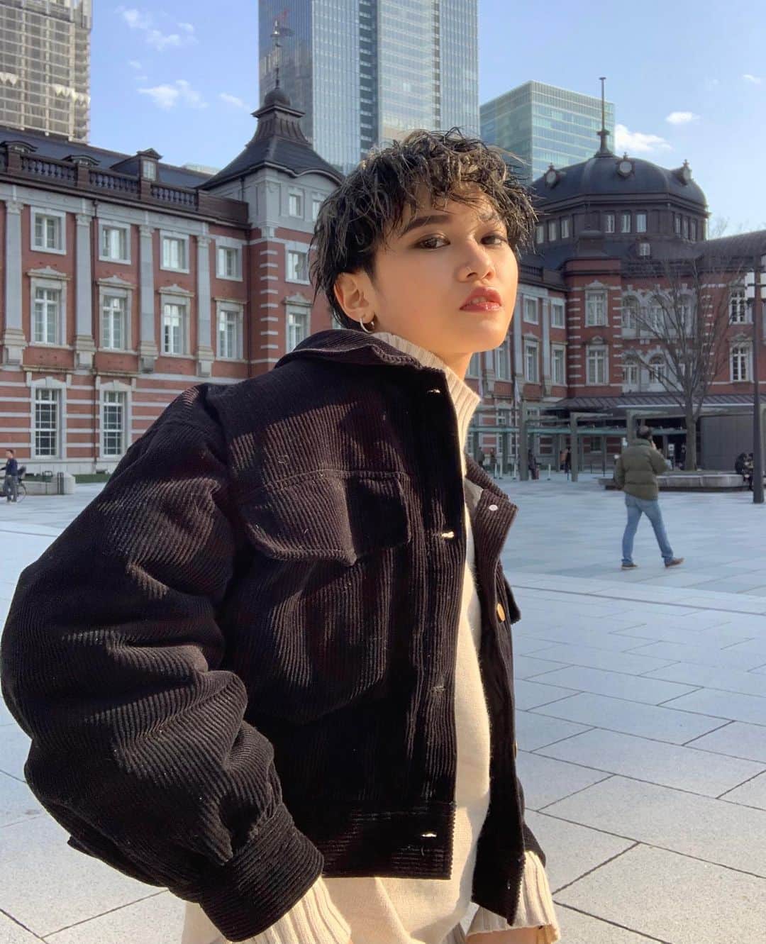 珠里亜のインスタグラム：「🏙🍃」