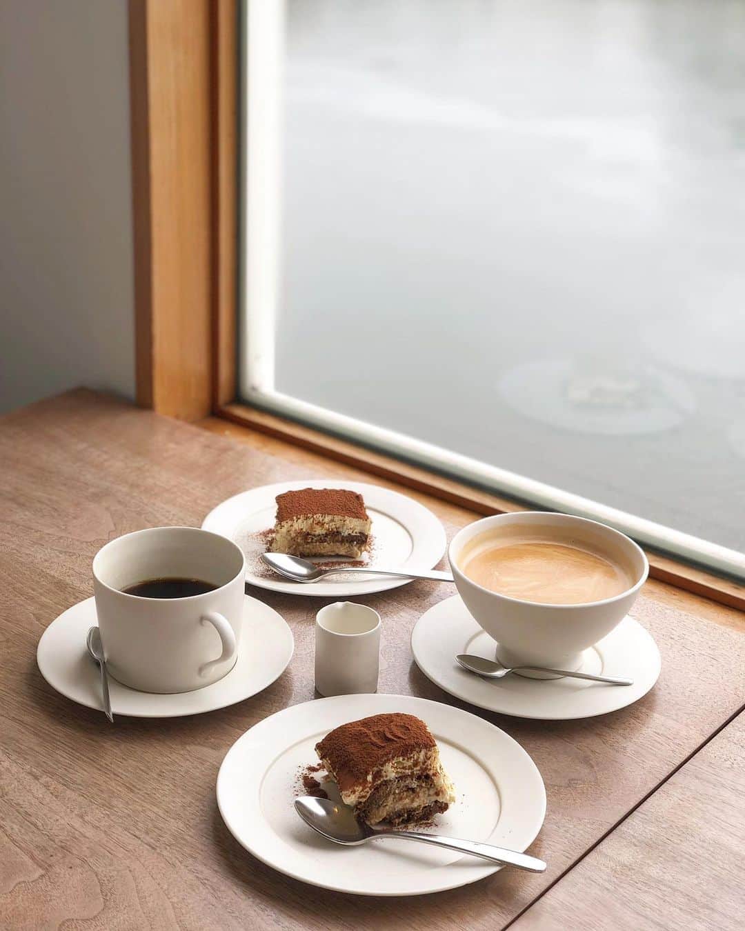 都築青空のグルメインスタ