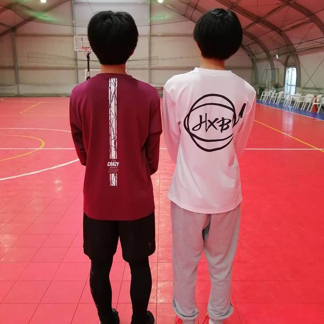 大西利空のインスタグラム：「今日は久しぶりにバスケ行ってきました！ 長い間行ってなかったからすごい疲れた💦 緊急事態宣言でまた1ヶ月部活無くなっちゃったから運動不足😭」