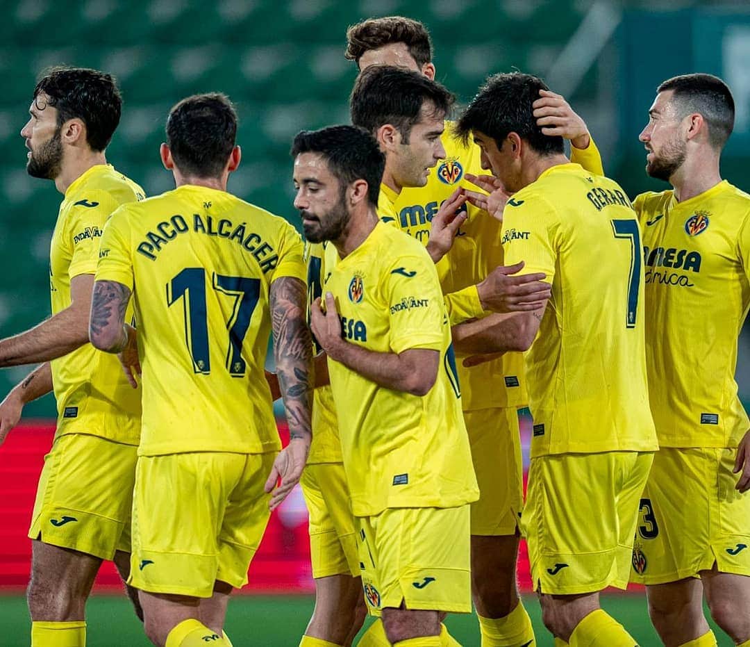 フランシスコ・アルカセルのインスタグラム：「El fútbol nos devolverá lo que ahora nos está quitando, estoy seguro de esto. 💪 Vamos equipo 💪 🟡 #endavantvillarreal」