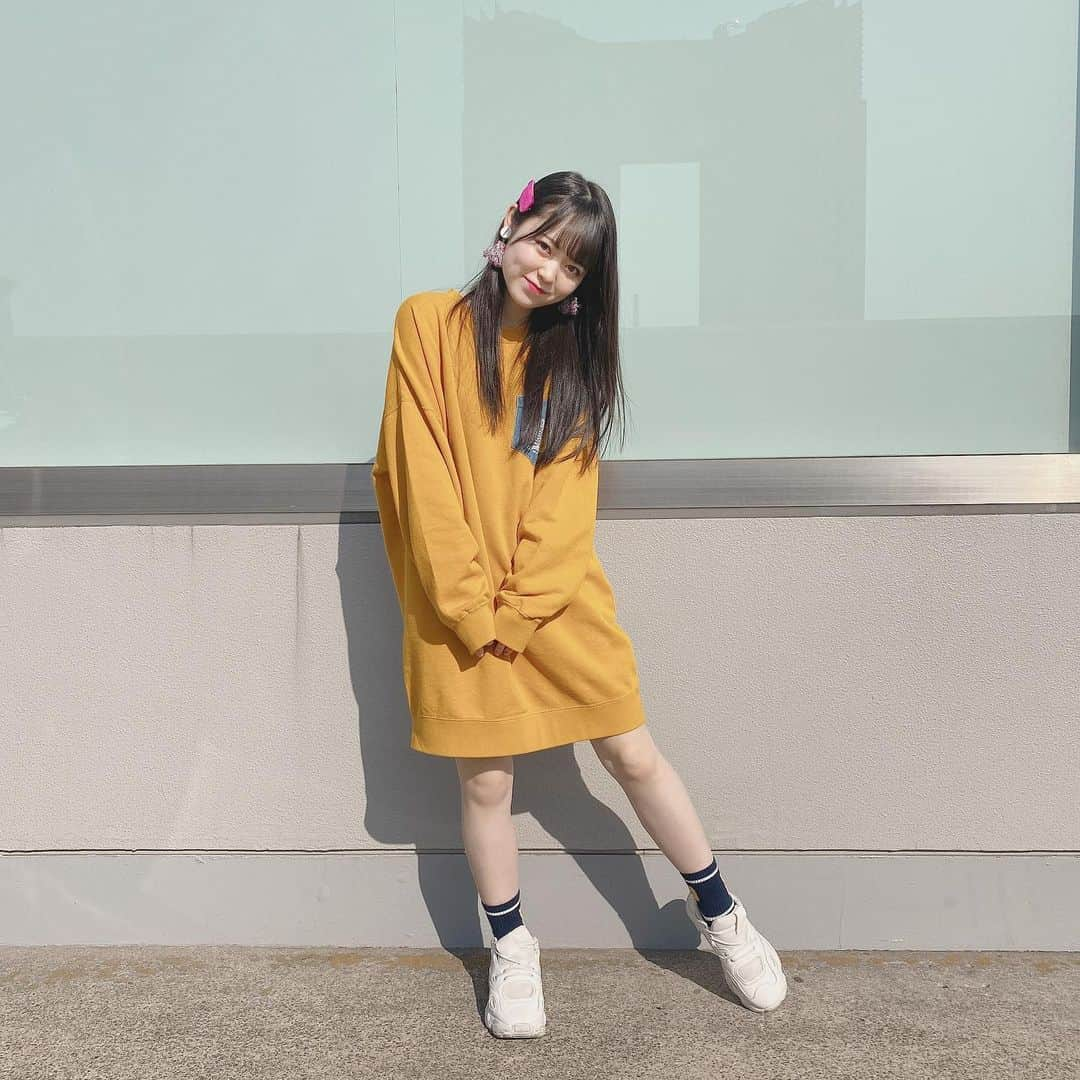 西川怜さんのインスタグラム写真 - (西川怜Instagram)「仲里依紗さんのYouTubeに影響され、派手なお洋服が着たくなったのです👀⭐️ #rodeocrowns」2月7日 20時34分 - rei_nishikawa_1025