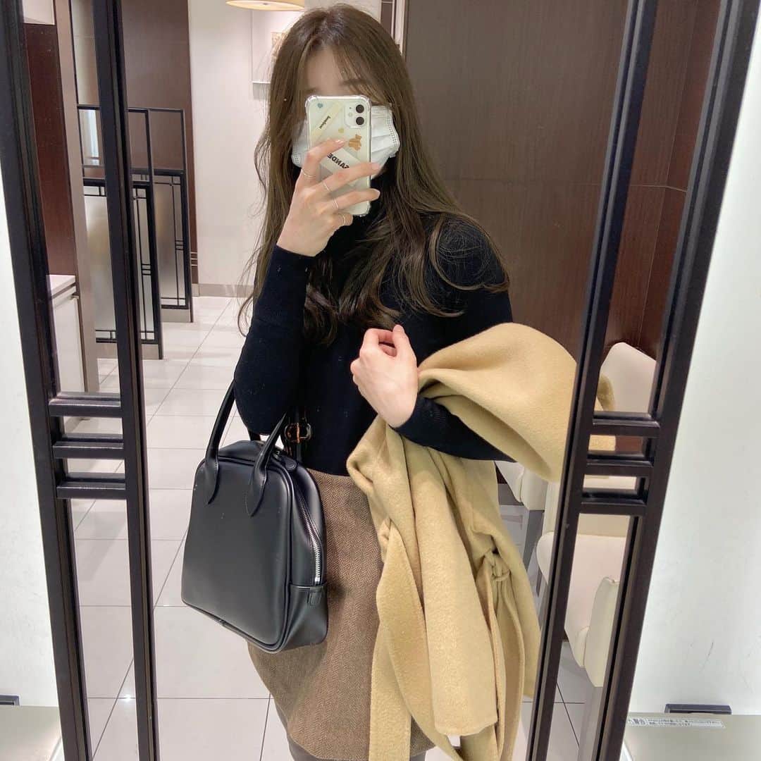 i am aiのインスタグラム：「ミニは永遠にすき🤍 春もかわいいミニ仕入れました🏸🎀 春服もたのしみ~🥰 ㅤㅤㅤㅤㅤㅤㅤㅤㅤㅤㅤㅤㅤ #shoponpon」