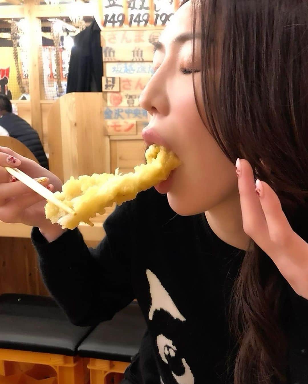 岩本和子さんのインスタグラム写真 - (岩本和子Instagram)「穴子の天ぷら食べましたよ✨✨」2月7日 20時59分 - kazuko002001