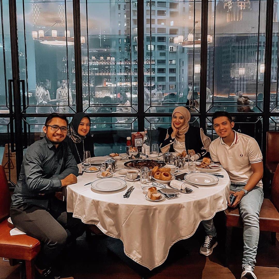 Zaskia Sungkarのインスタグラム：「Double date ❤️」