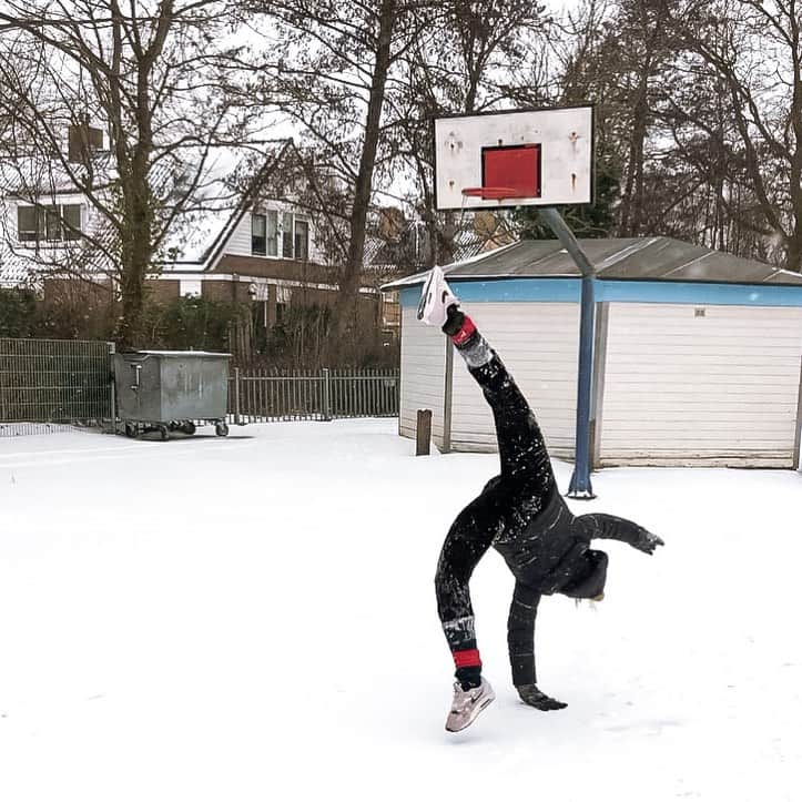 のインスタグラム：「This weather’s snow joke.」
