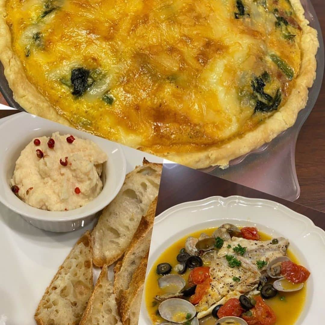 小川薫さんのインスタグラム写真 - (小川薫Instagram)「【生徒さんの作ったレポート】 .  「豆乳坦々麺を作成しましたが、夫がこれどこの坦々麺❣️って買ってきたものと間違えたぐらいおいしかったみたいです。いつも美味しいレシピをありがとうございます😊三月もこれからもずっと楽しみにしています」 . 「オンラインのお料理、久々で、嬉しくなり、早速作らせてもらいました❤️どれも美味しくて、家族に好評でした。豆乳坦々麺は、とっても簡単なのに、美味しかった。即、リピート決定ですね！大根餅は、いままで食べた中で一番美味しかったです。」 . 「お夕飯にアクアパッツァ、タラモサラダ、キッシュを作りました！初めて作ったキッシュはとても美味しく出来て感動です🥰そして、夜のうちにスコーンの生地を作り、ガトーショコラを焼きました！今日のブランチは豆乳坦々麺、大根餅、春菊と砂肝の辛子和え、おやつはスコーンとガトーショコラです😆土日のメニュー全て薫先生のレシピです❤️どれも美味しくいただきました💕💕」  #生徒さんの作ったレポート #おうちでclover #zoom #zoomオンラインレッスン  #オンライン料理レッスン　#オンライン料理教室  #salondeclover  #サロンドクローバー #小川薫 #おもてなし #おもてなし料理教室 #料理教室 #料理教室大阪　#料理研究家 #テーブルコーディネート #テーブルコーディネーター  #大阪料理教室 #cookingclass  #tablesetting  #tablecoordinate #おもてなし料理  #パーソナルレッスン」2月7日 21時38分 - salondeclover