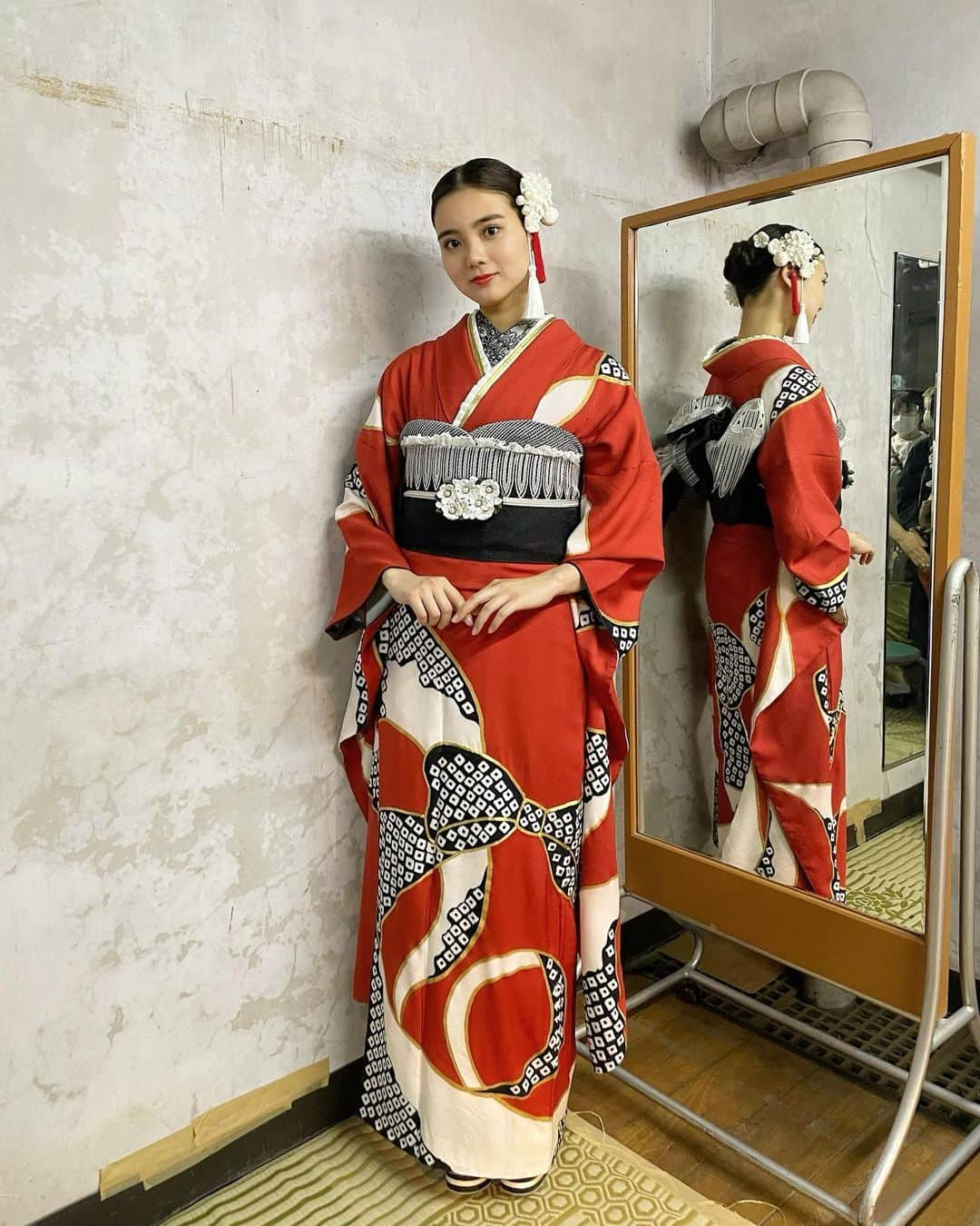 岡山友里愛さんのインスタグラム写真 - (岡山友里愛Instagram)「👘﻿ コロナ禍で無観客という形だったけれど﻿ 楽しくお仕事させていただきました✨﻿ ﻿ とても素敵な振袖でウォーキングできて﻿ うれしかった♡﻿ ﻿ ﻿ 洋服バージョンもあるので﻿ また載せます🙋🏻‍♀️﻿ ﻿ ﻿」2月7日 21時39分 - ___yuria____