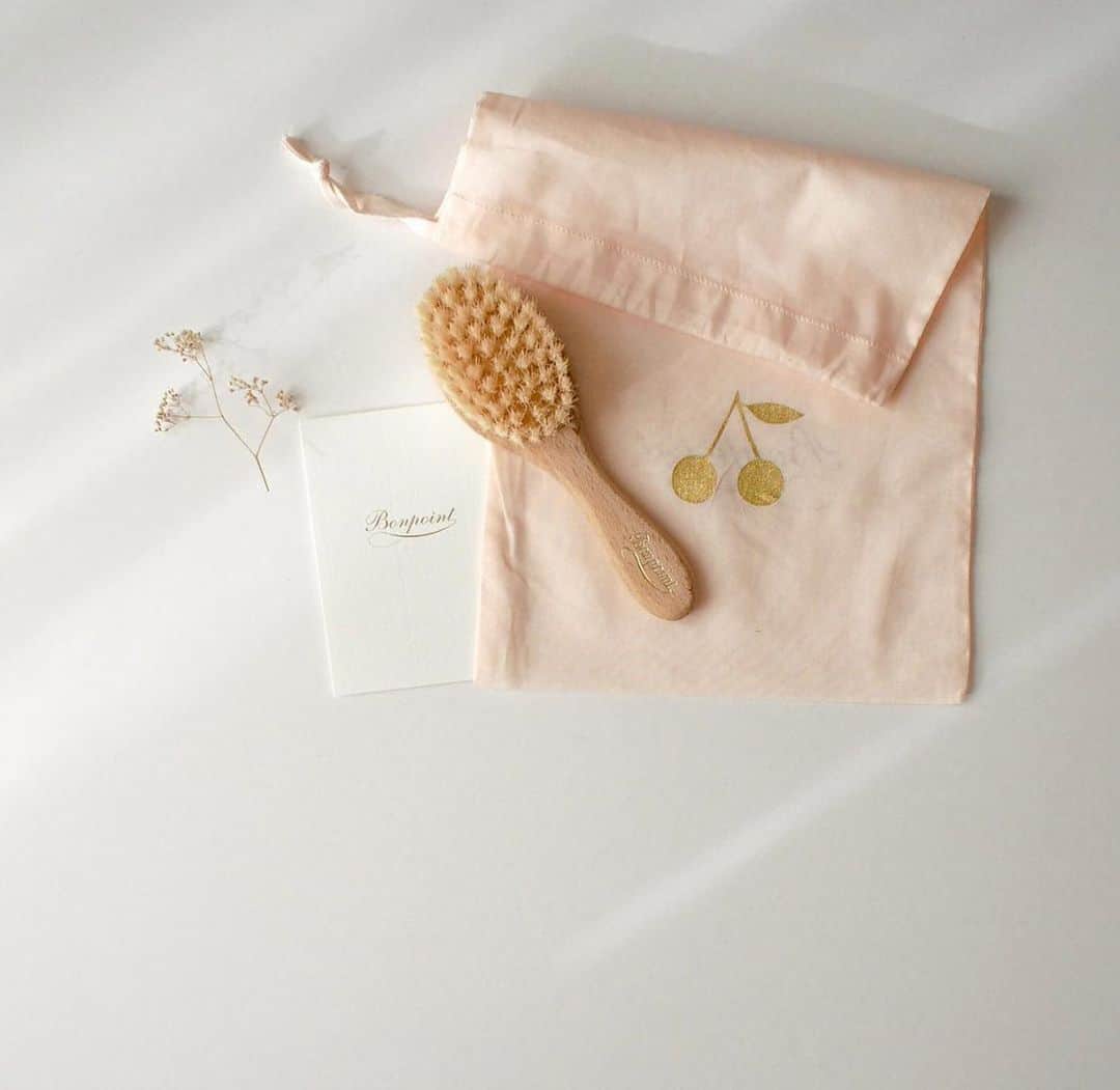 bonpointのインスタグラム：「#regram @_kukka.ette  #have a moment for you and your loved ones #care #family #bonpoint」