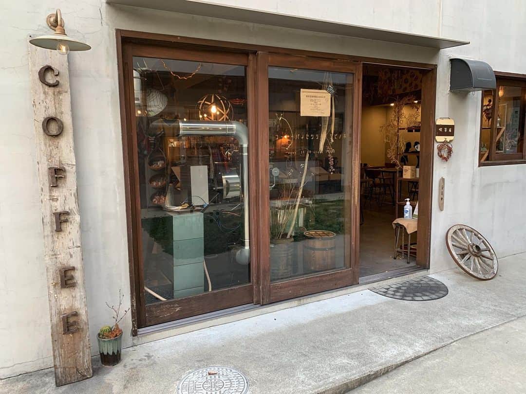 出井隼之介（ヤーレンズ）のグルメインスタ