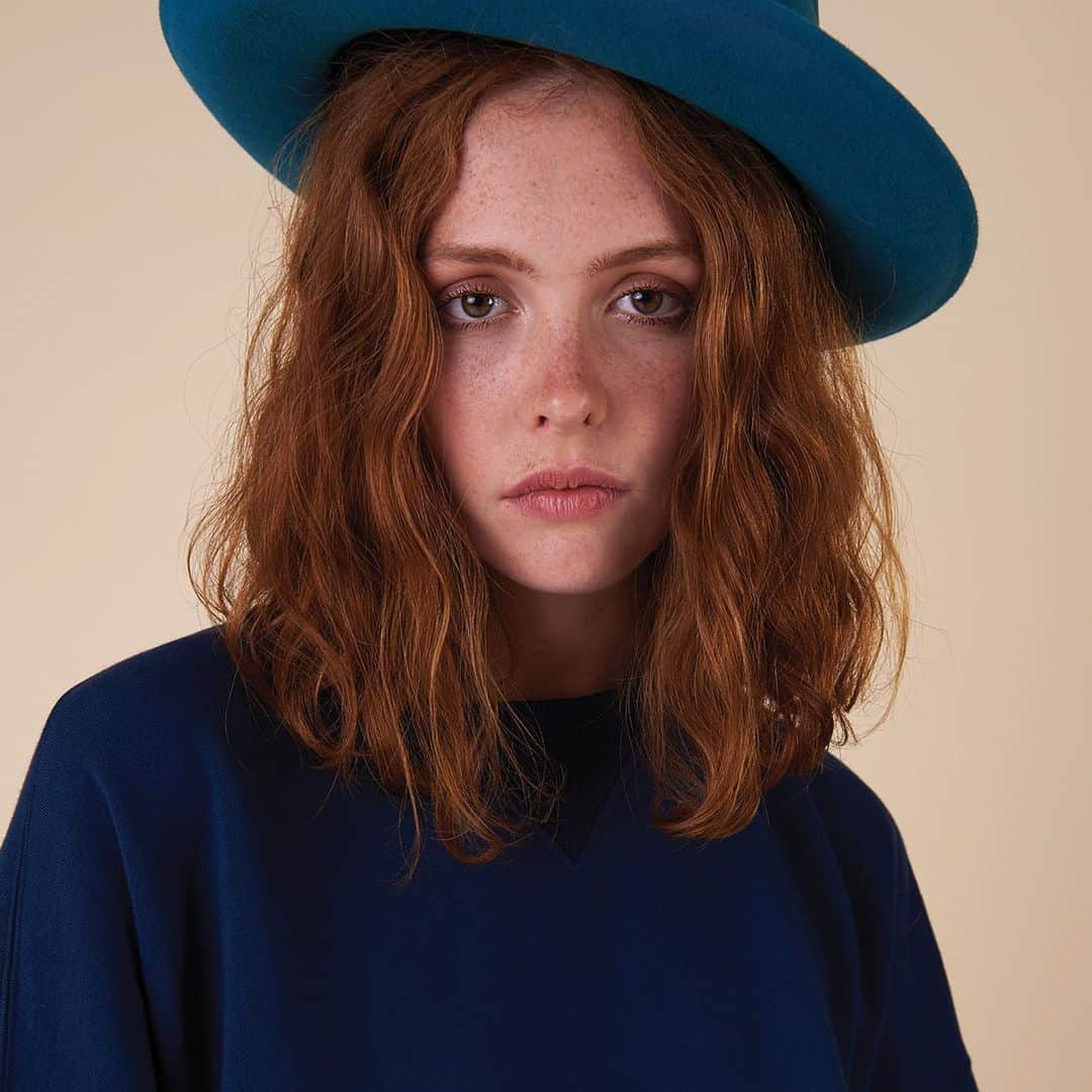 キャサリンハムネットのインスタグラム：「‘We need a radical overhaul of customs arrangements including VAT on all goods shipped into the EU by the end of February, or British brands will die.’ Katharine Hamnett for @fashionroundtable #chooseaction #dontmakefashionhistory #fashionhatesbrexit  . . . . . . . . . . . . . . #katharinehamnett #katharinehamnettlondon #chooselove #choosehope #chooselife #fashionuk #saveukfashion」