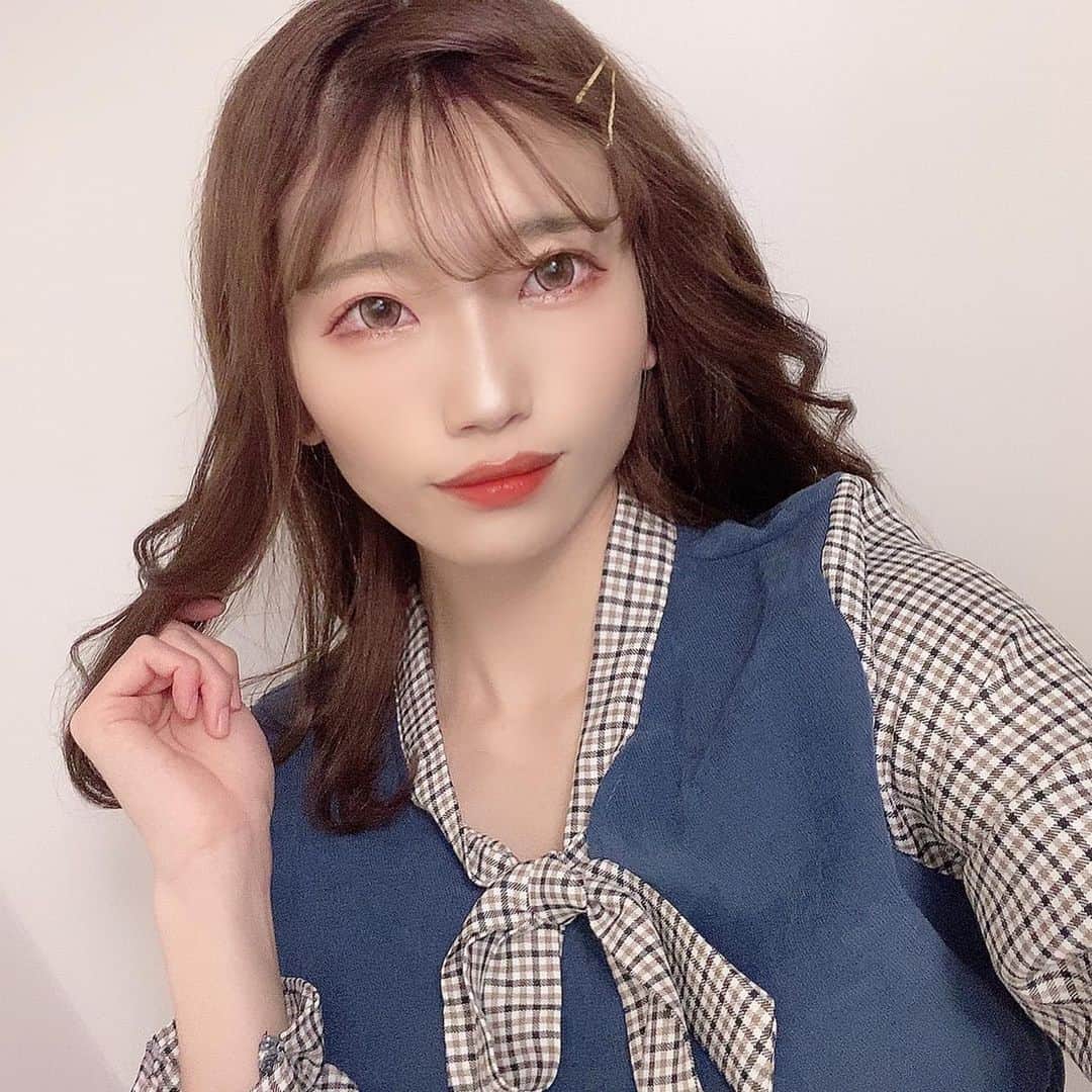 石原美沙紀のインスタグラム：「ストーリーでも話しましたがそのうちヘアセット(巻き方)紹介動画あげますっ💓🎀5分くらいで不器用なひとでもできる簡単な巻き髪だよ✨私はとても不器用なので簡単じゃないとできないんだな😂💓 今日のワンピース👗かわちい☁️  #instagood #instalike #instafashion #japanesegirl #cute #自撮り #自撮り女子  #ガーリー  #アイドル #地下アイドル #今日のコーデ #ファッション #selfie #followｍe #likeforlikes  #ピンクヘアー #ピンクブラウン #ヘアアレンジ #ヘアスタイル #サロンモデル #salon #salonmodel」