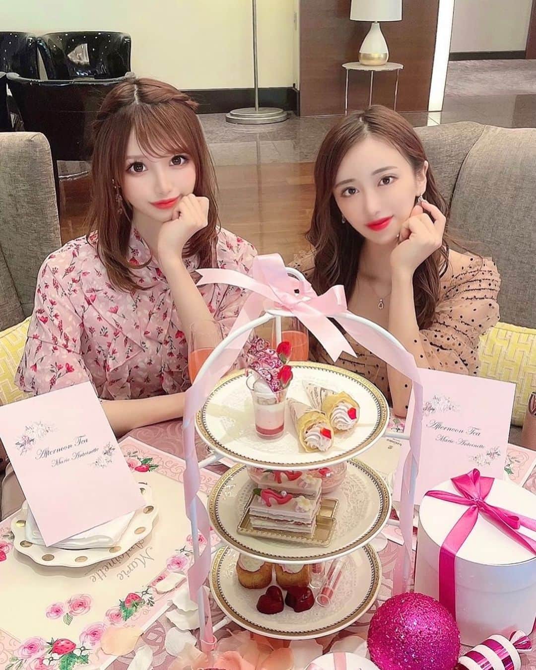 伴かなみのグルメインスタ